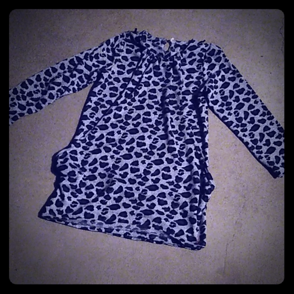 Girls size 7/8 long sleeve tunic